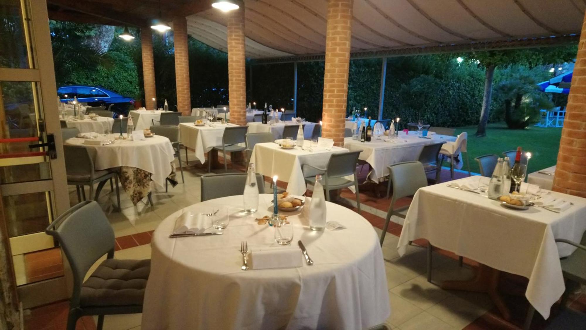 Hotel Regina Forte dei Marmi Exterior photo