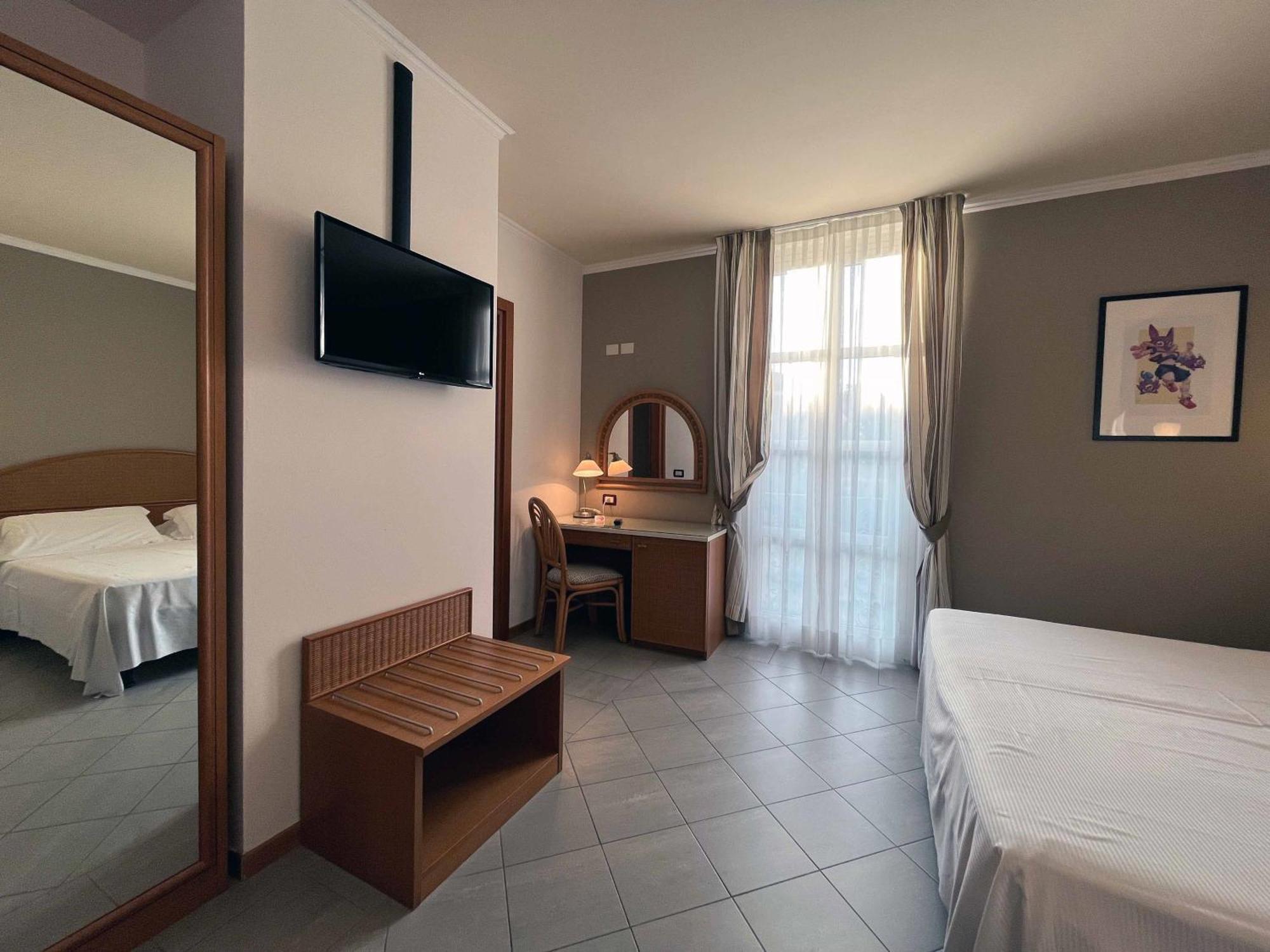 Hotel Regina Forte dei Marmi Exterior photo